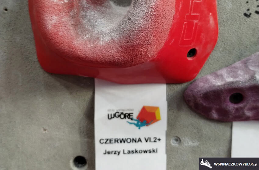 Czerwona Skałkowa VI.2+ Ścianka "W Górę"